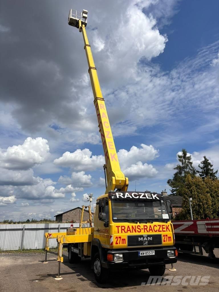 MAN L 2000 Billyftar