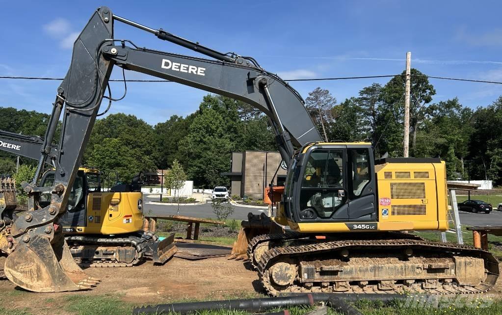 DEERE 345G LC Bandgrävare