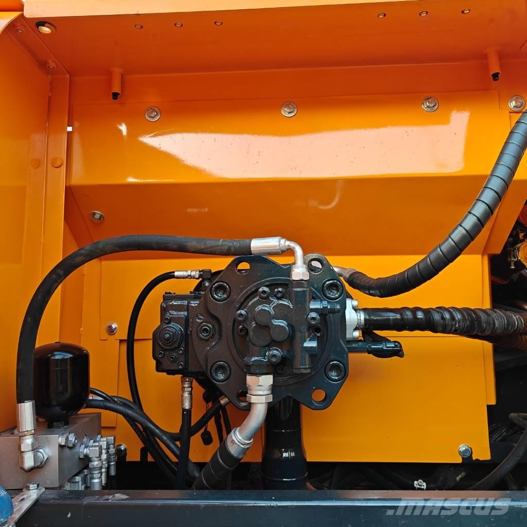 Hyundai 305-9T Bandgrävare