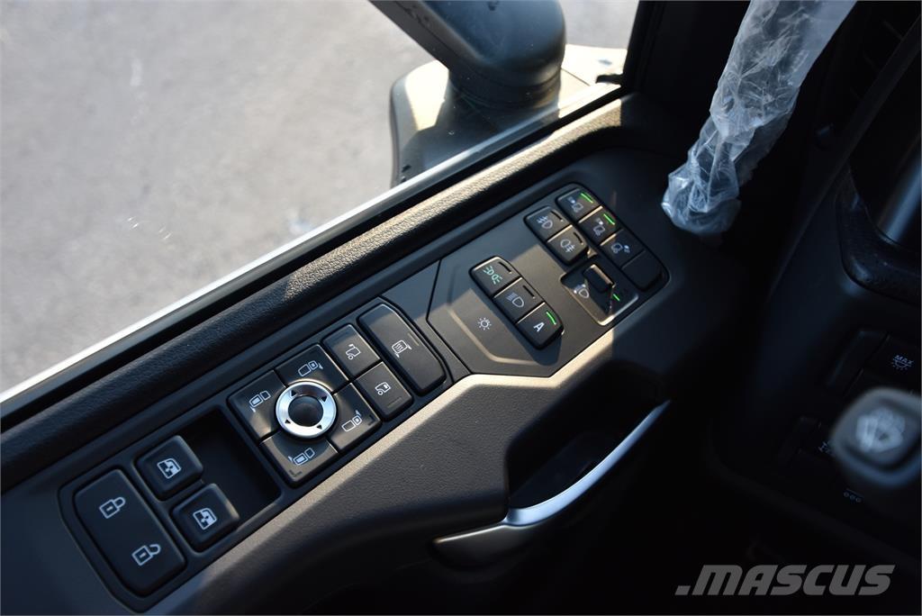 Scania R590 8X4 Chassier