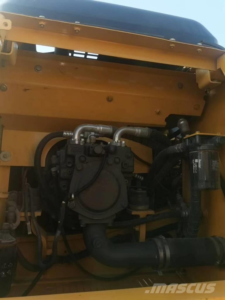 Komatsu PC 160 LC-7 Bandgrävare