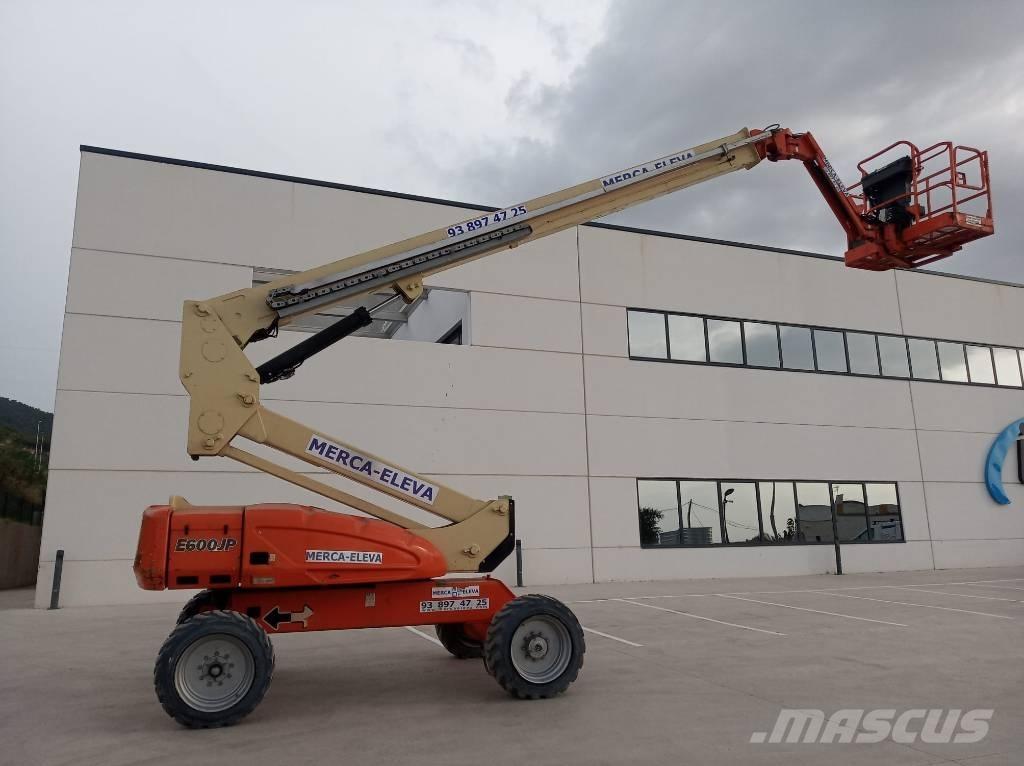 JLG E 600 JP Bomliftar