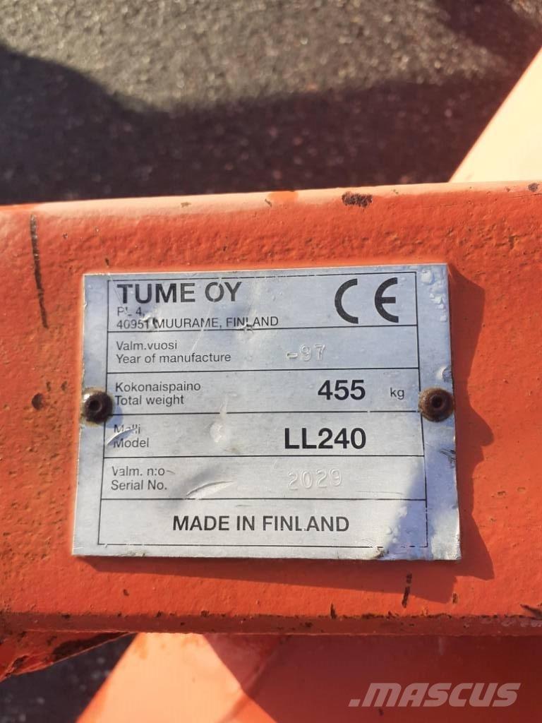 Esko 240 lumilinko Snöslungor och -fräsar