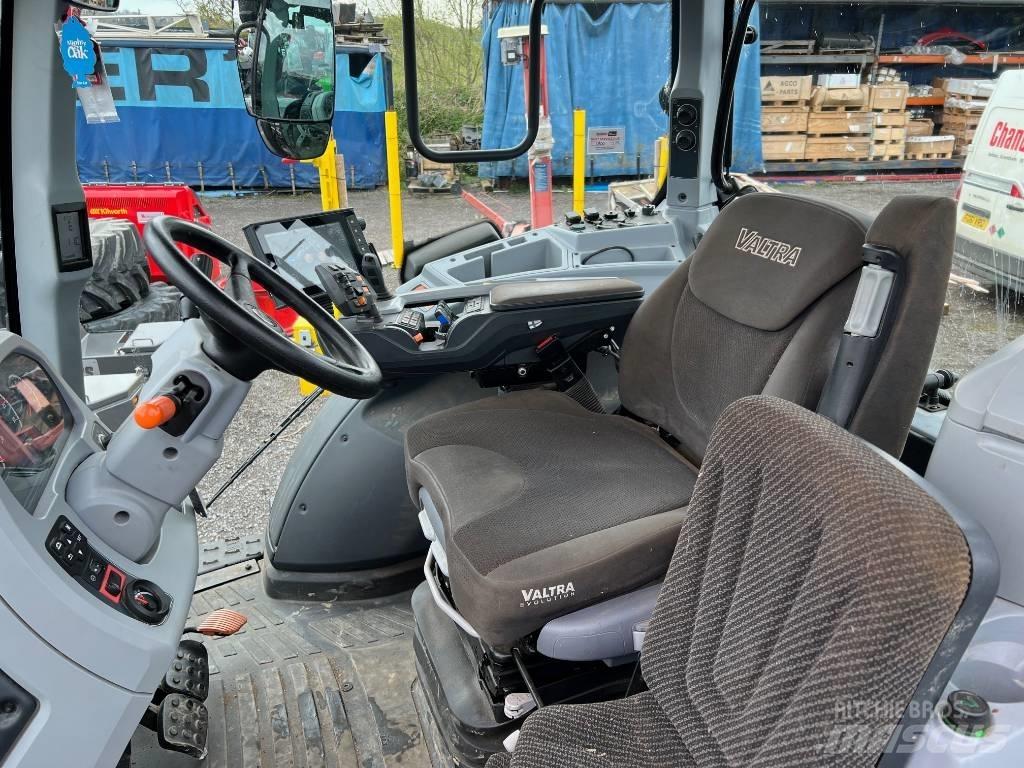 Valtra T 254 V Traktorer