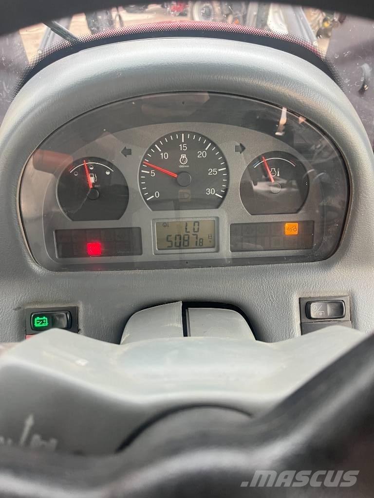 Valtra N 113 Traktorer