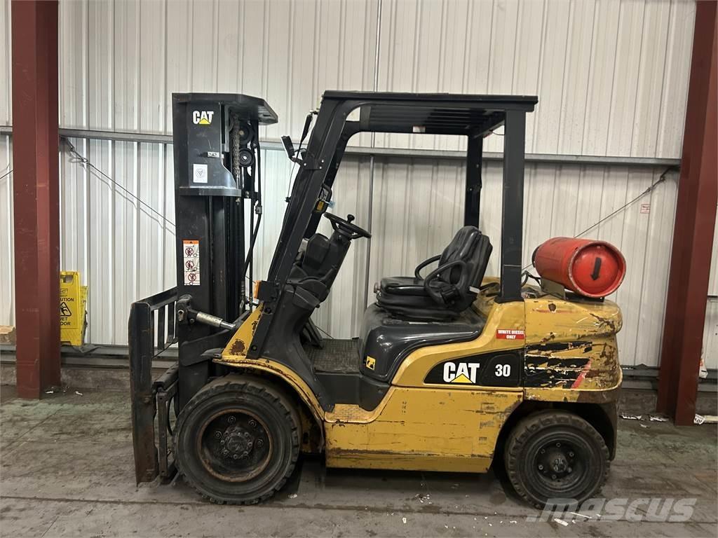 CAT GP30NT Gasolmotviktstruckar