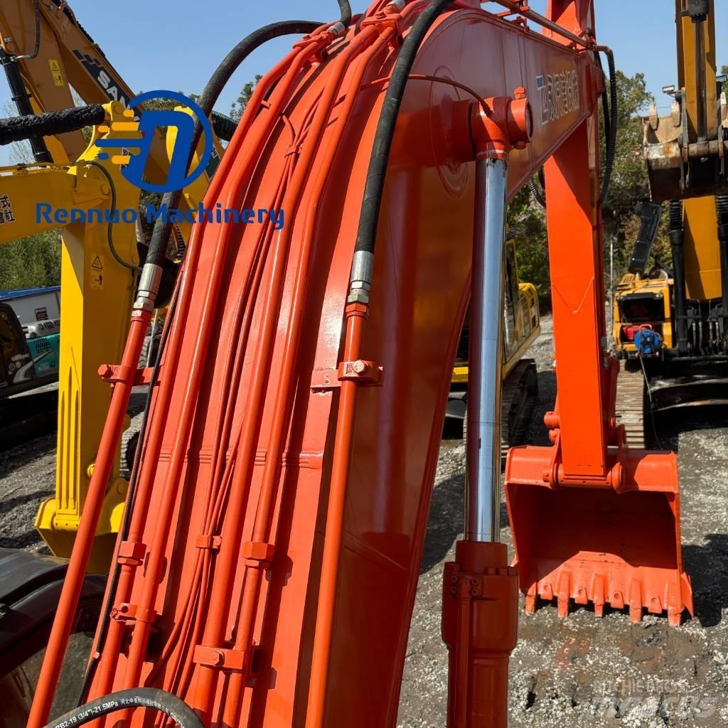 Hitachi ZX 240-3 Bandgrävare