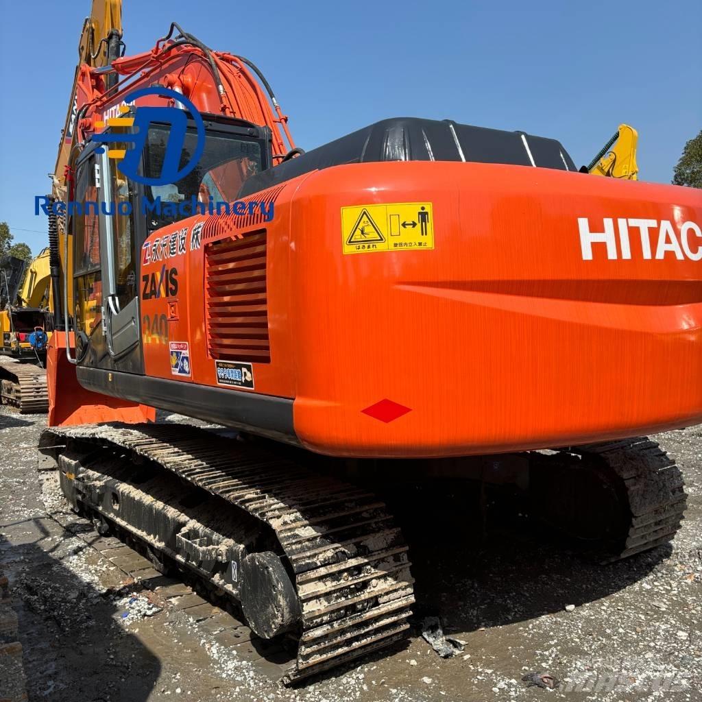 Hitachi ZX 240-3 Bandgrävare
