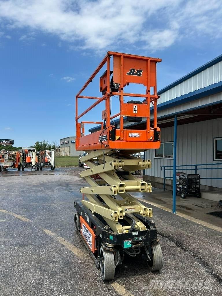 JLG R2632 Saxliftar