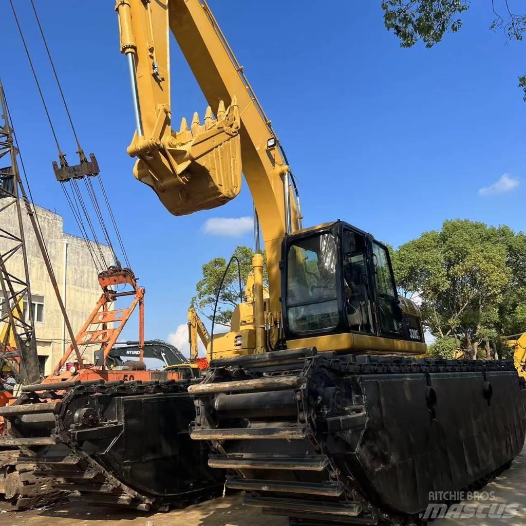 CAT 320 C Amfibiska grävmaskiner