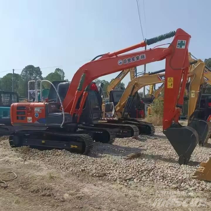 Hitachi ZX 120 Bandgrävare