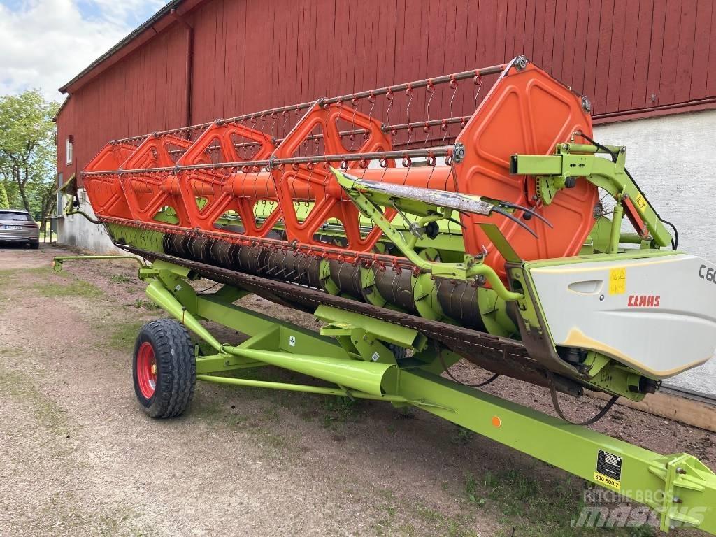 CLAAS Tucano 430 Skördetröskor