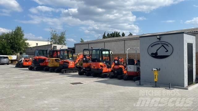CAT 325 FL CR Bandgrävare