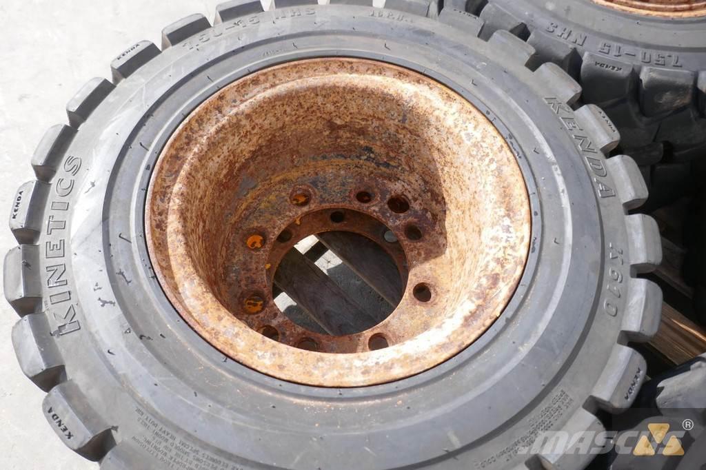 Kenda 7.50-15 Däck, hjul och fälgar