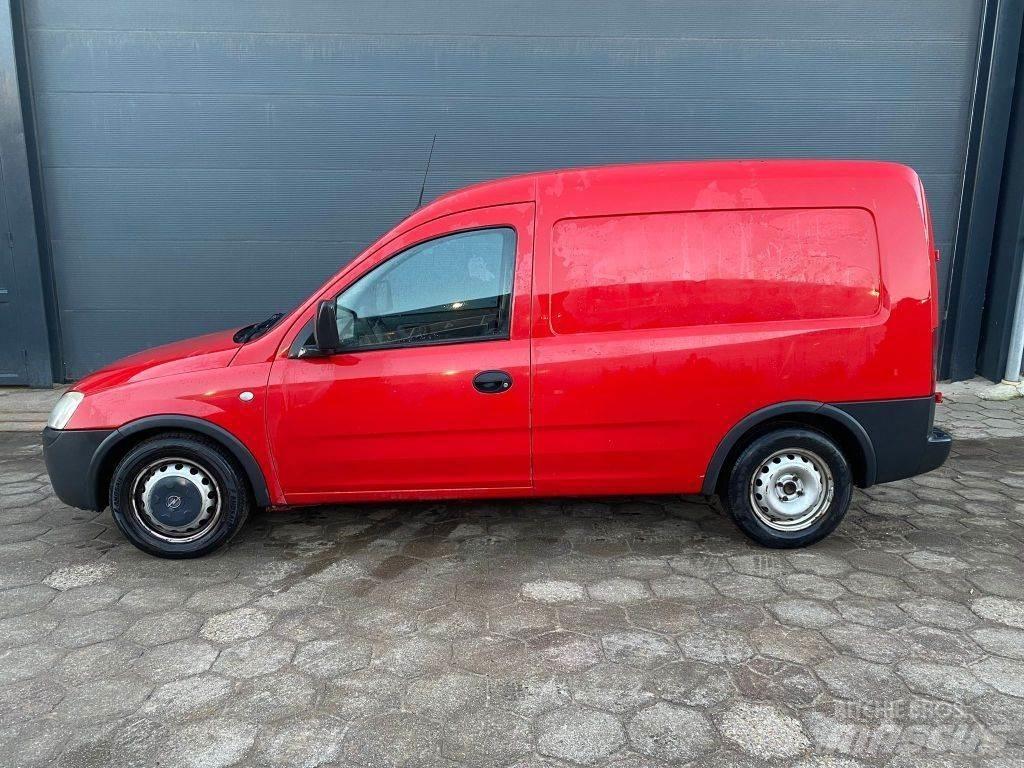 Opel Combo CDTI Lätta lastbilar