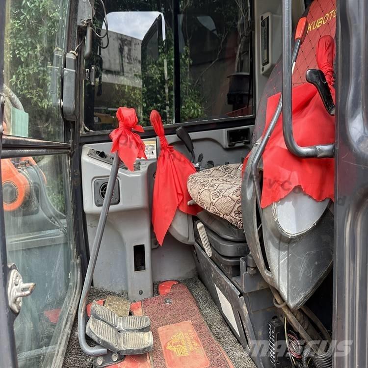 Kubota 183-3 Bandgrävare
