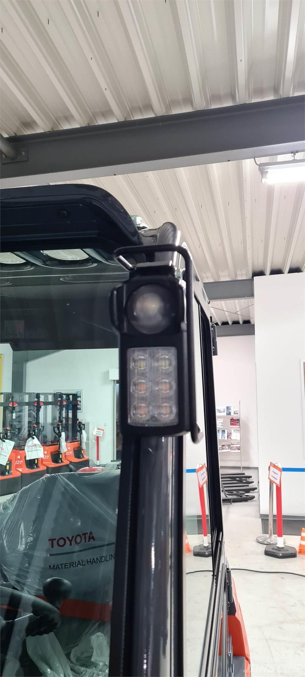 Toyota 02-8FGF30 Gasolmotviktstruckar