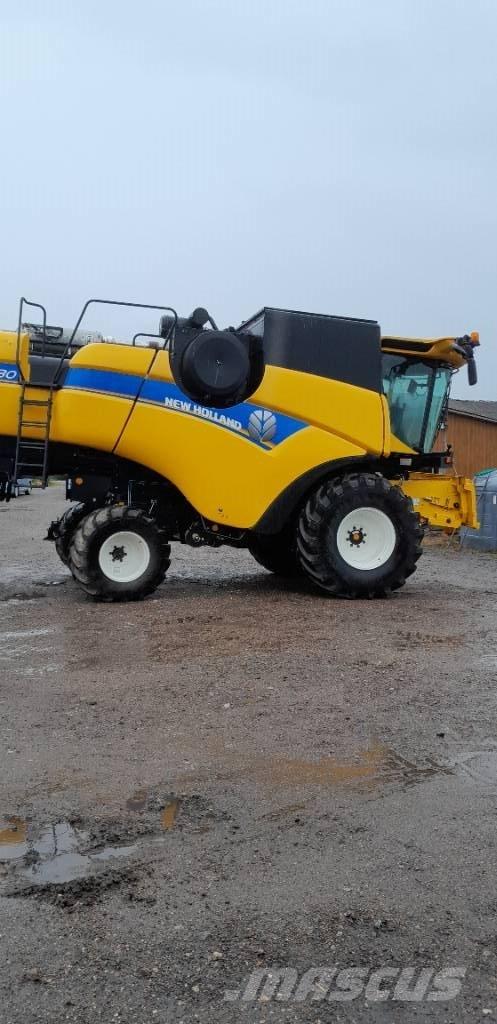 New Holland CX5.80 Skördetröskor