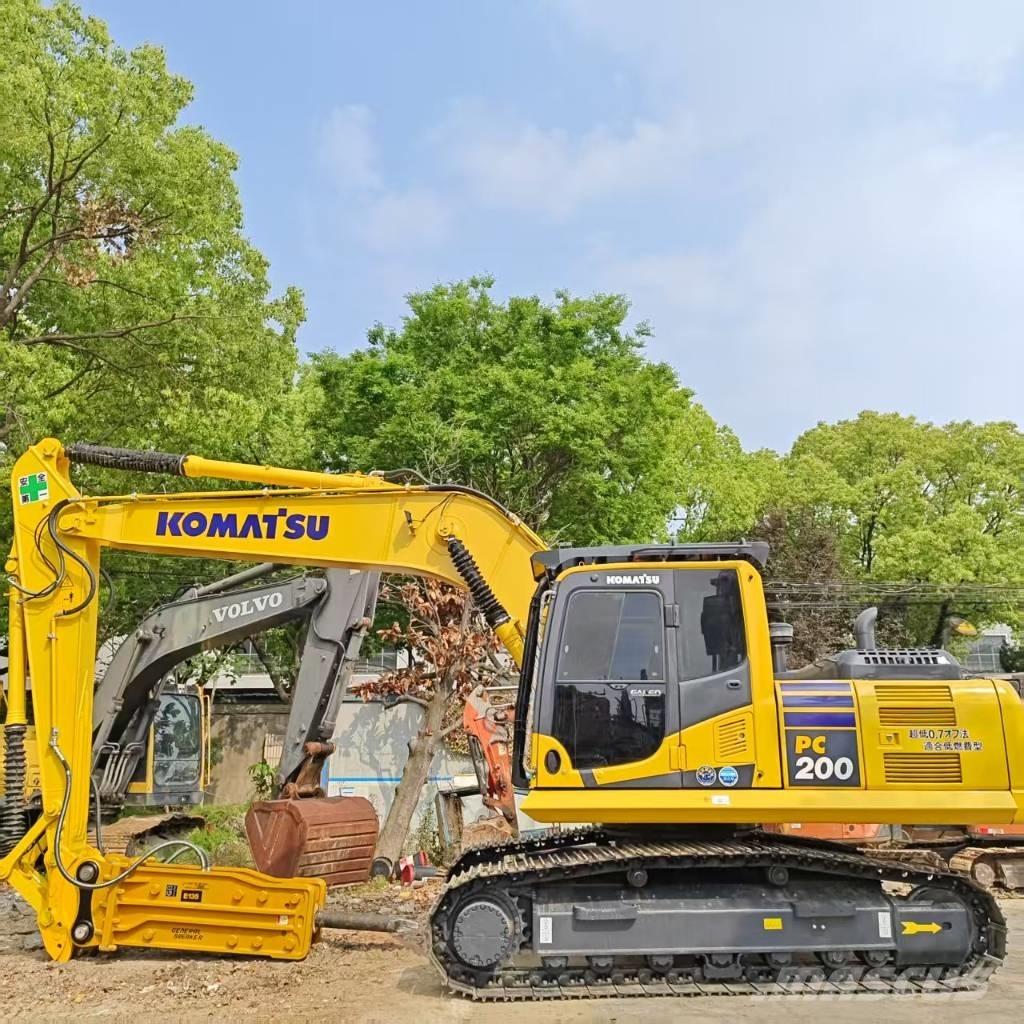 Komatsu PC 200 Bandgrävare
