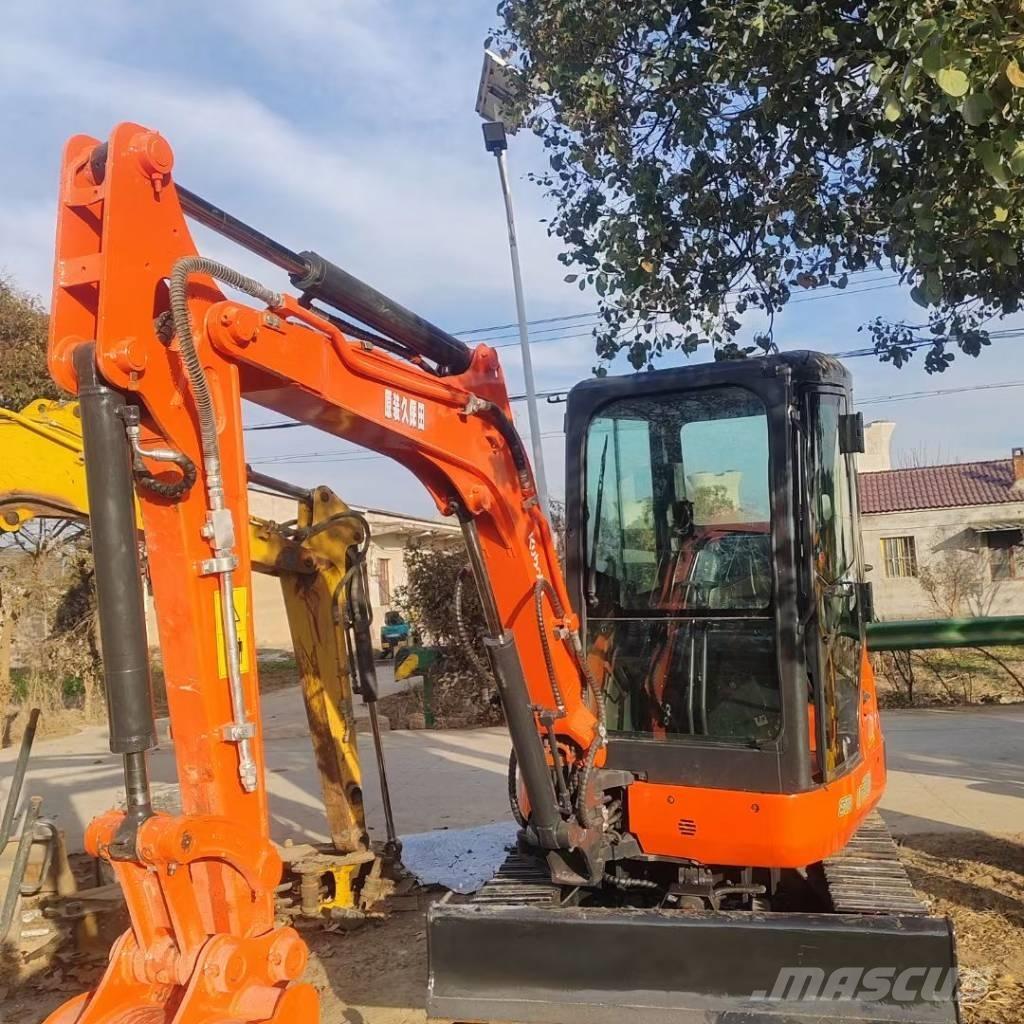Kubota U 30 Minigrävare < 7t