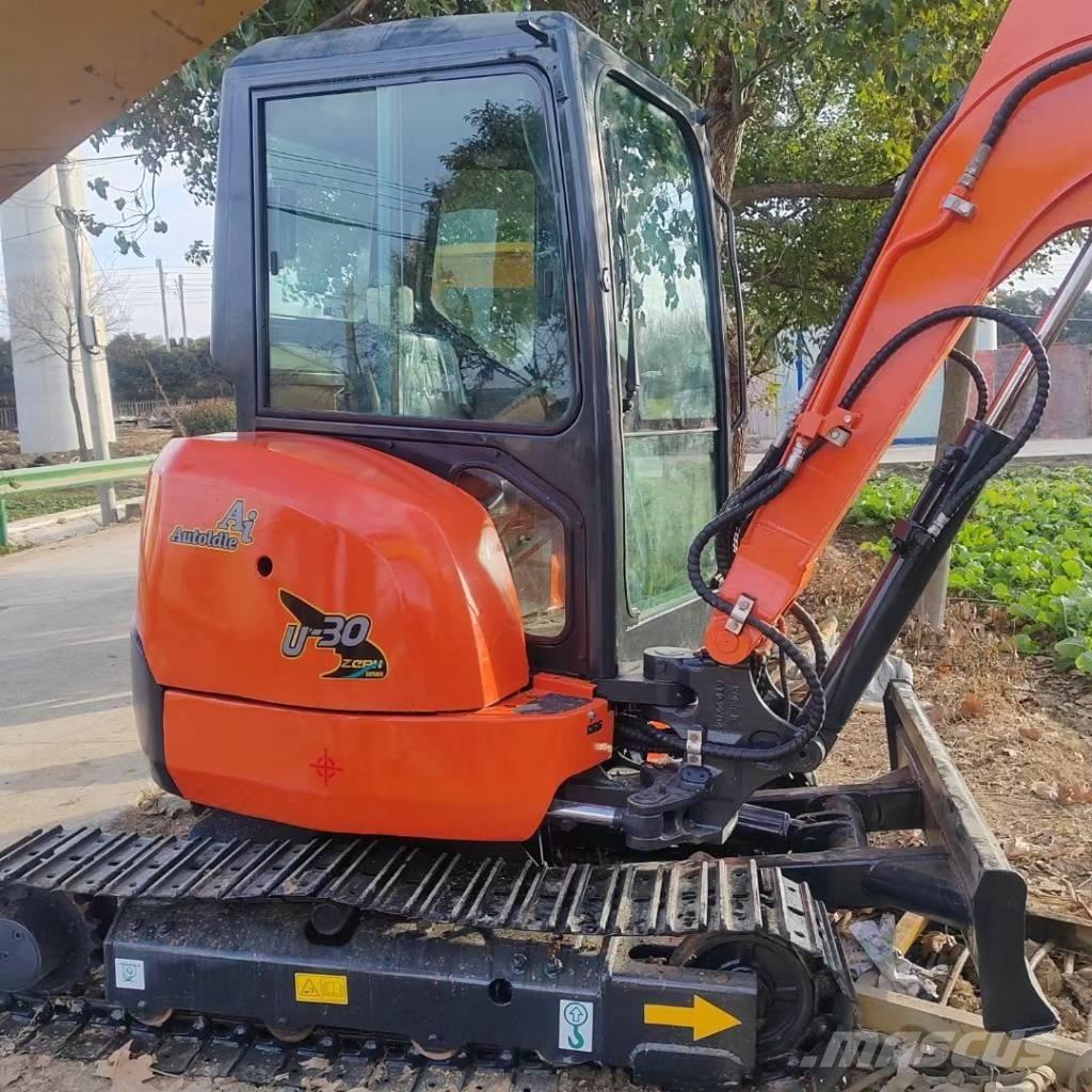 Kubota U 30 Minigrävare < 7t