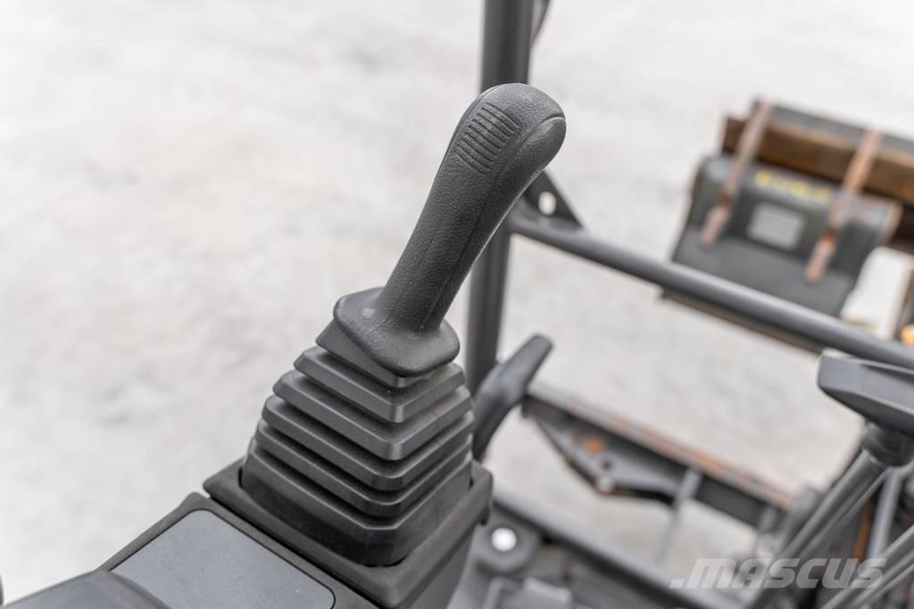 CASE CX 17 D Minigrävare < 7t