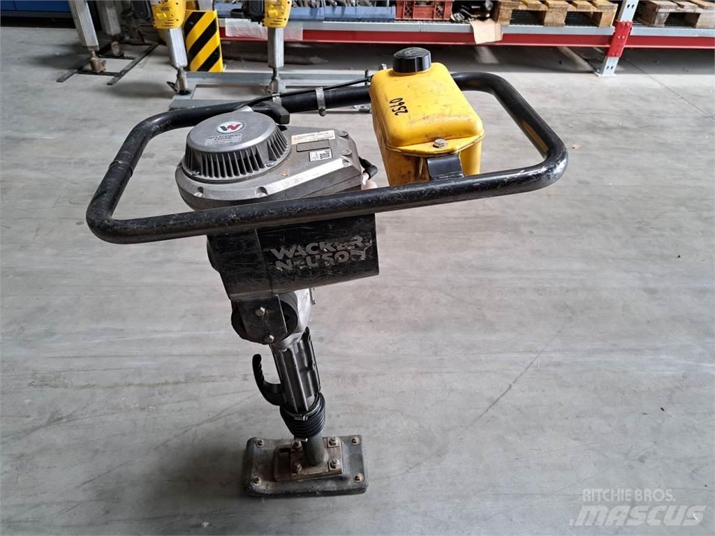 Wacker Neuson BS30 Stampar