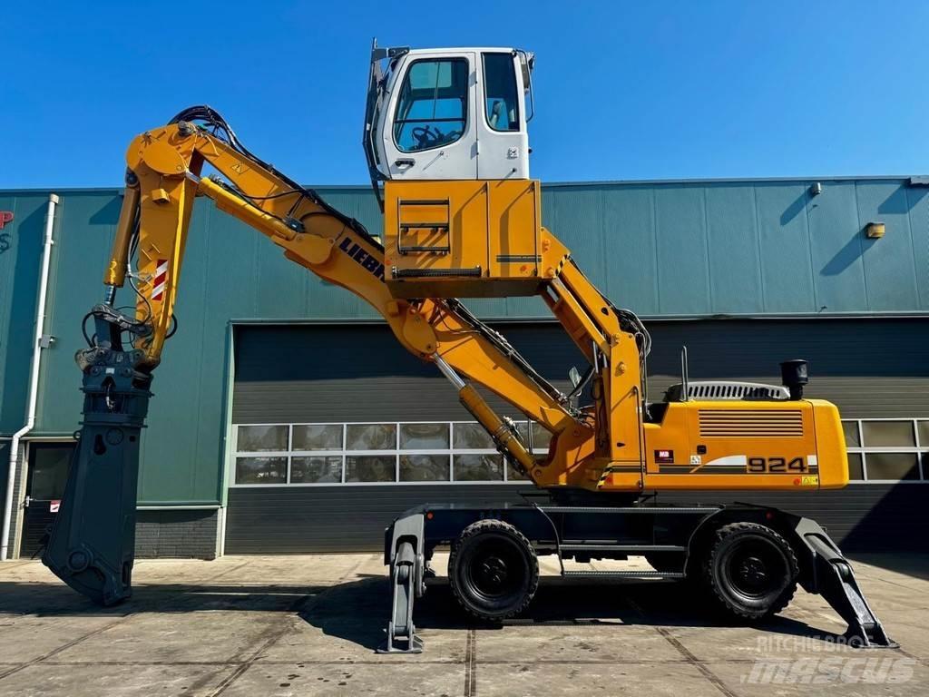 Liebherr A 924 C Avfalls / industri hantering