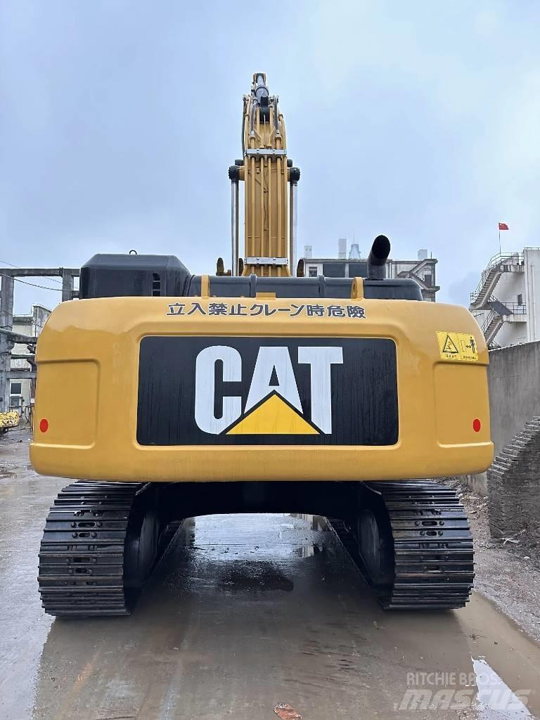 CAT 330D2 Bandgrävare