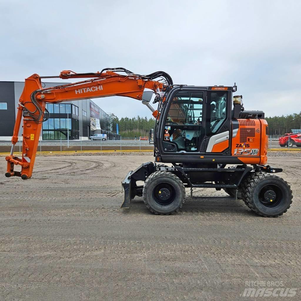 Hitachi ZX 135W Hjulgrävare