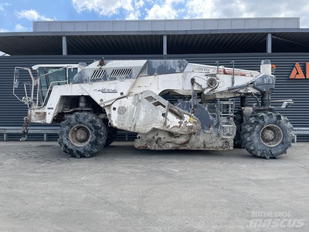 Wirtgen WR 240I Återvinningsmaskiner för asfalt