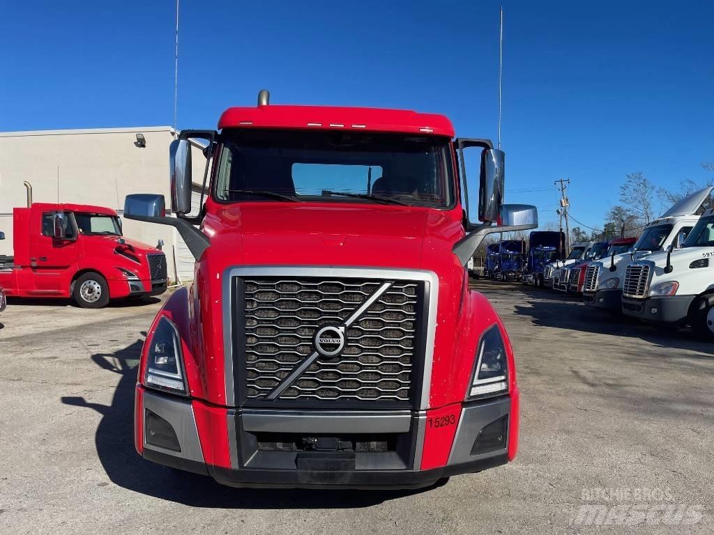 Volvo VNL64T300 Dragbilar