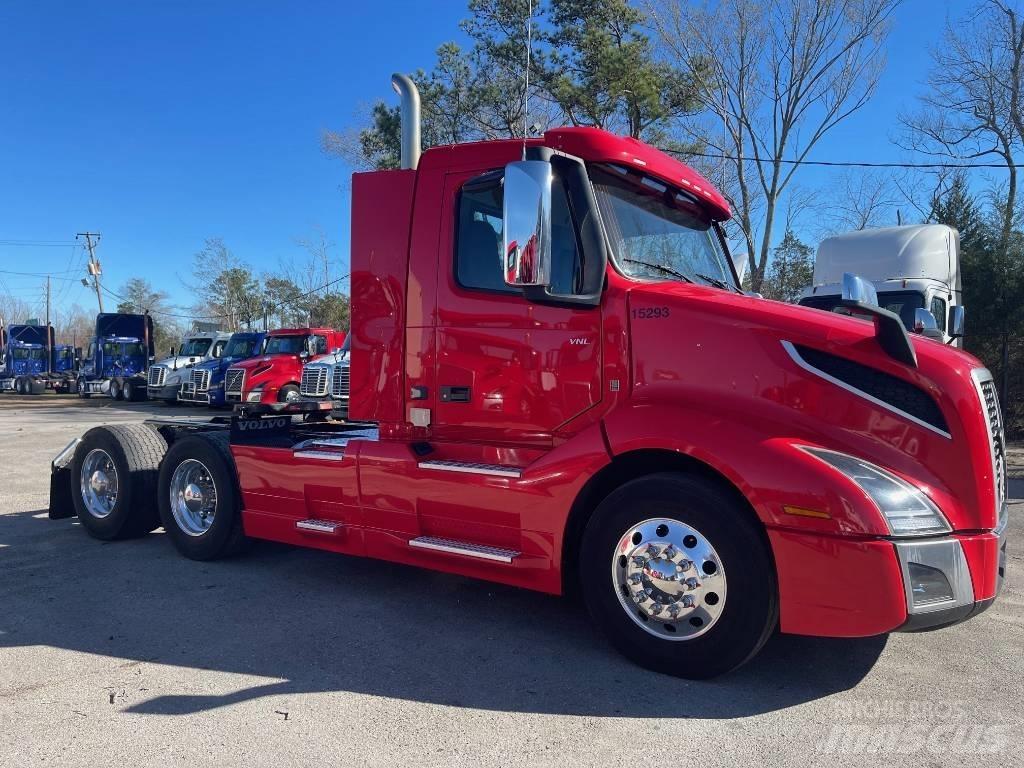 Volvo VNL64T300 Dragbilar