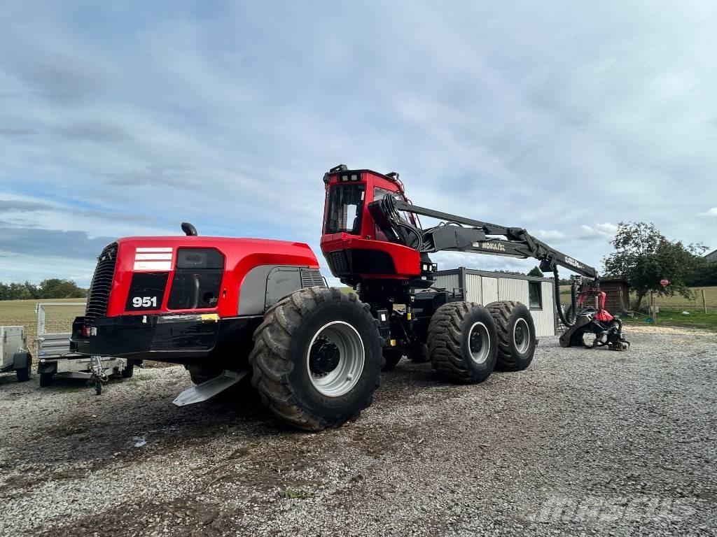 Komatsu 951 Skördare