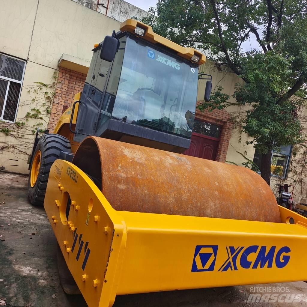 XCMG XS223J Envalsvältar