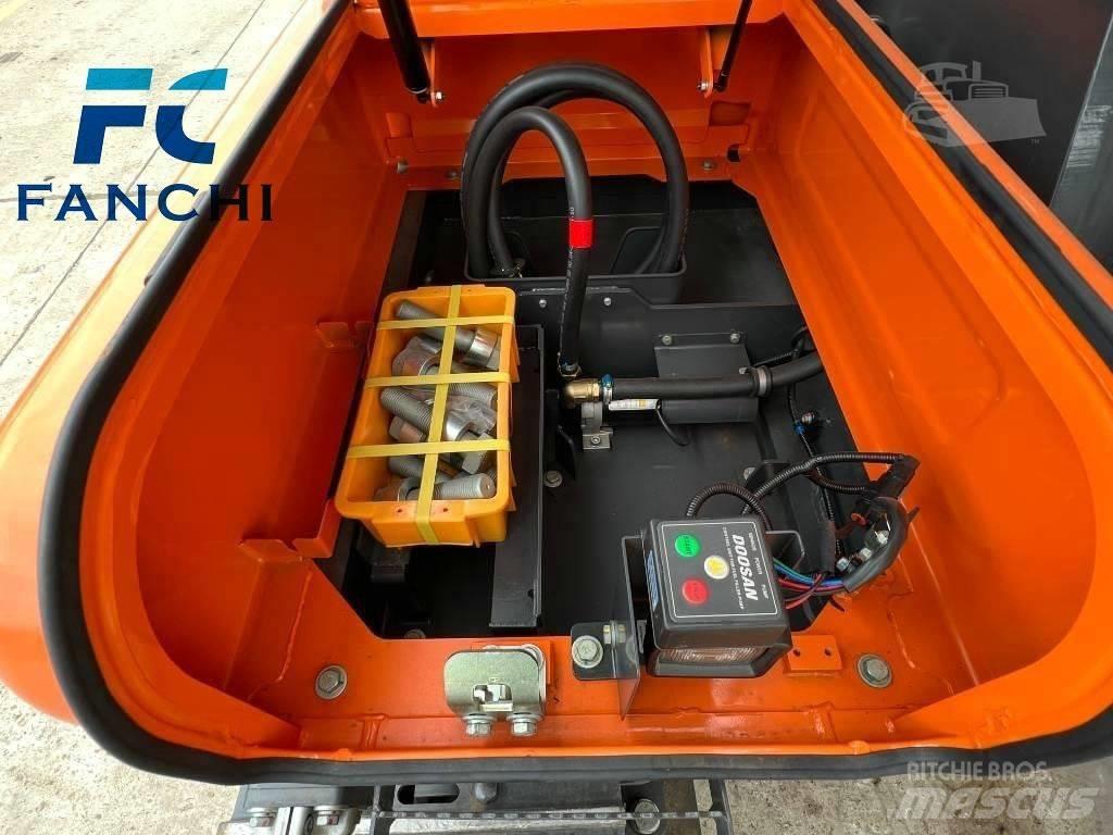 Doosan DX 530 LC-5 Bandgrävare