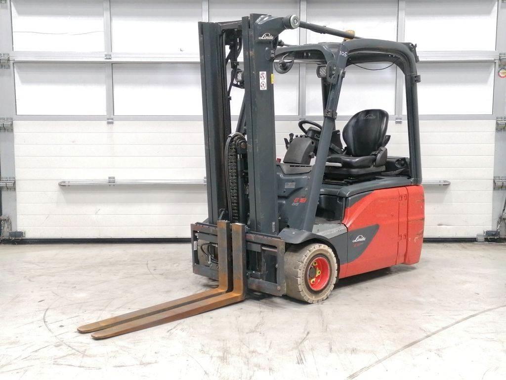 Linde E18-02 Elmotviktstruckar