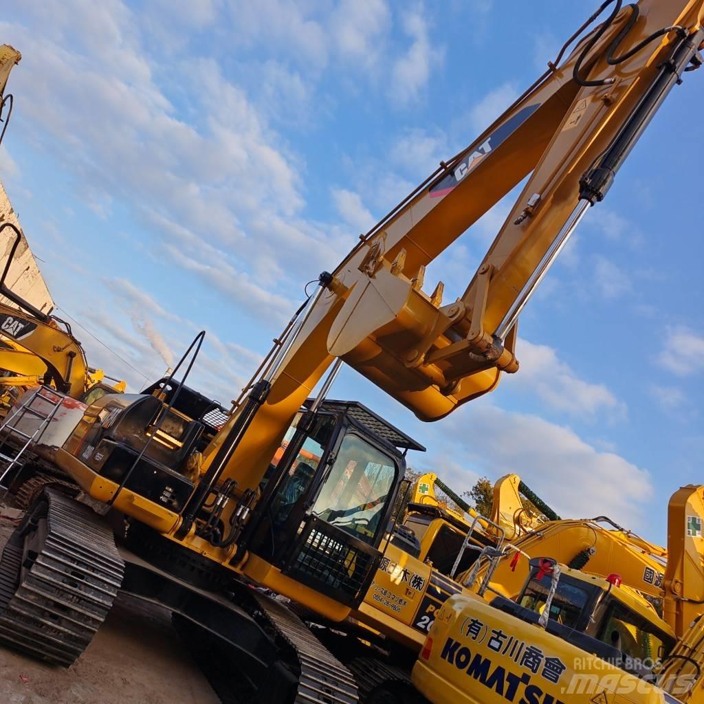 CAT 320 D Bandgrävare