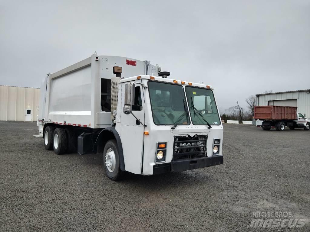 Mack LEU613 Sopbilar