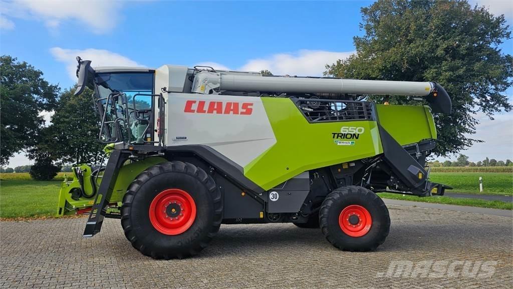CLAAS Trion 650 Skördetröskor
