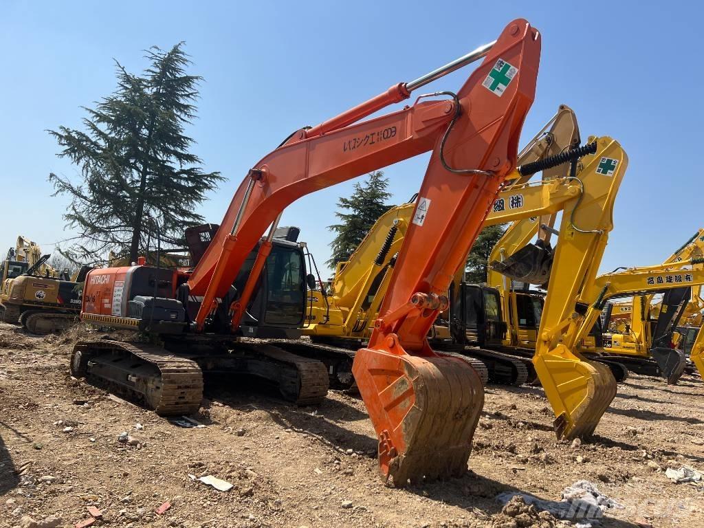 Hitachi ZX 240-3 Bandgrävare