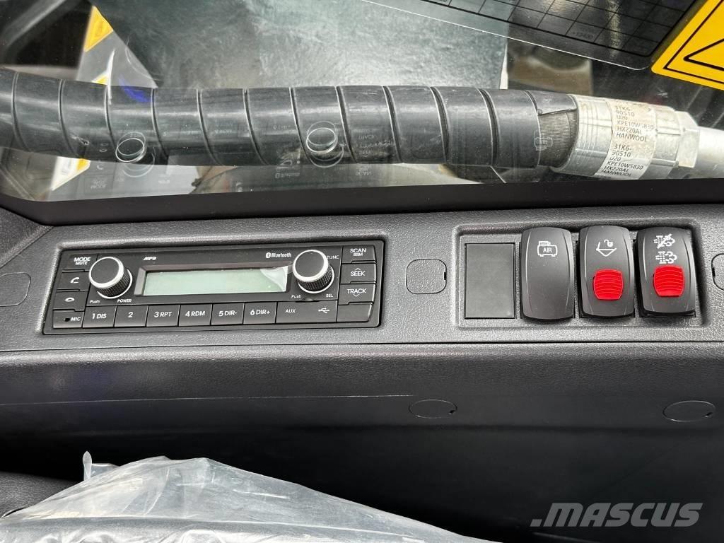 Hyundai HX 220 AL Bandgrävare