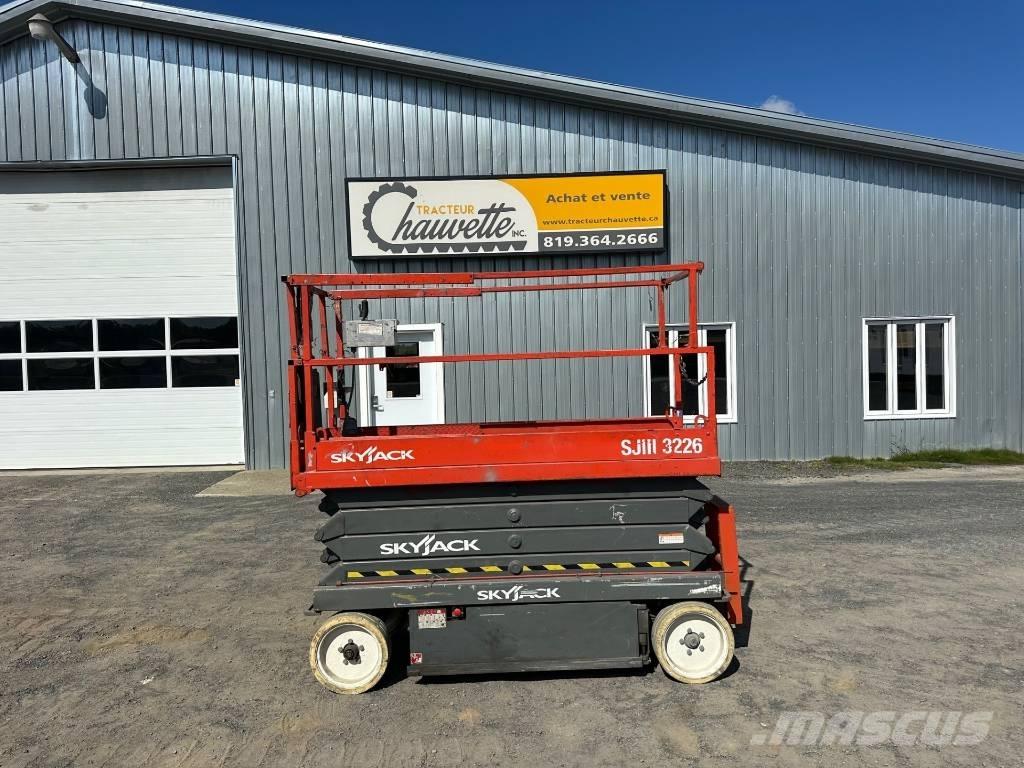 SkyJack SJ 3226 Saxliftar