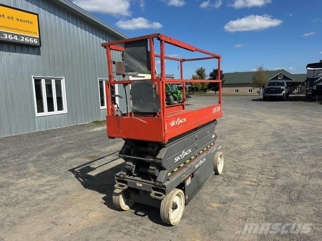 SkyJack SJ 3226 Saxliftar