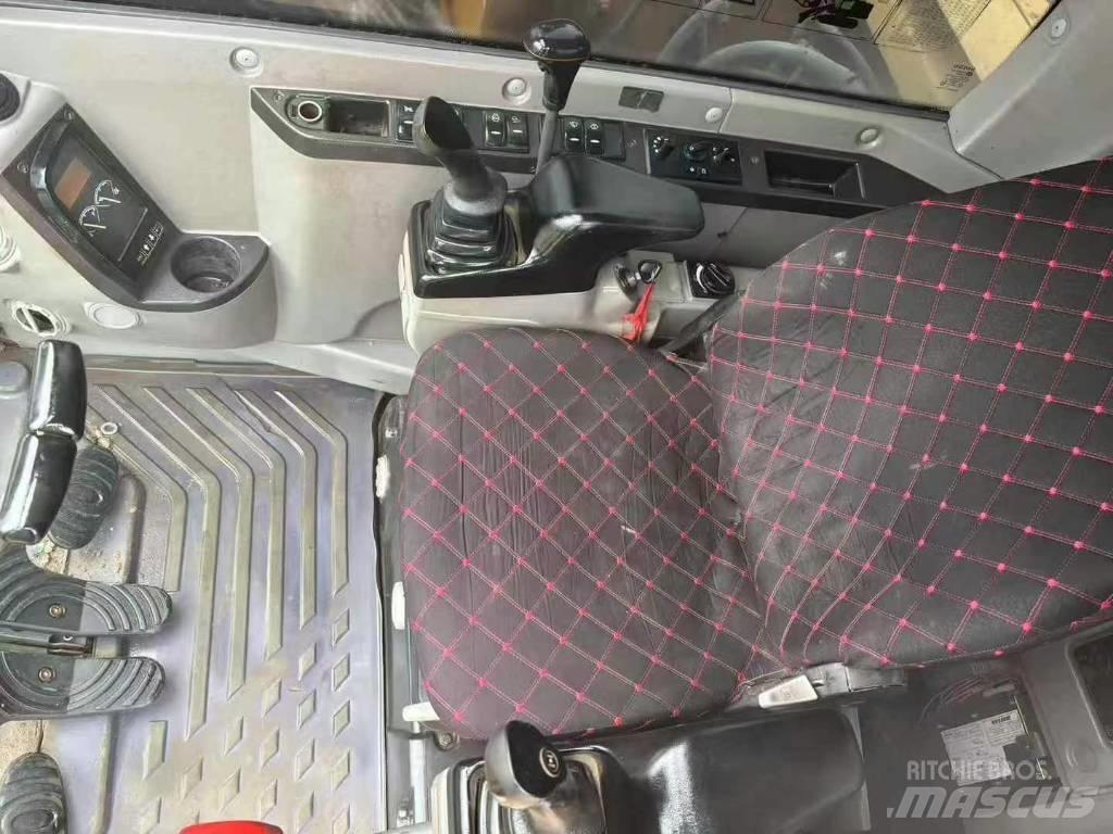 Volvo EC80 Bandgrävare