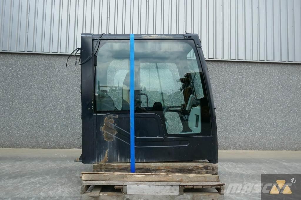 CAT 352F Cab Hytter och interiör