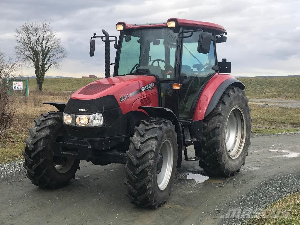 Case IH Farmall 85A Traktorer