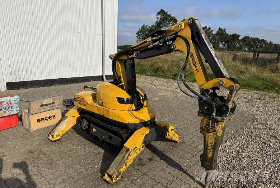 Brokk 110 Rivningsgrävare