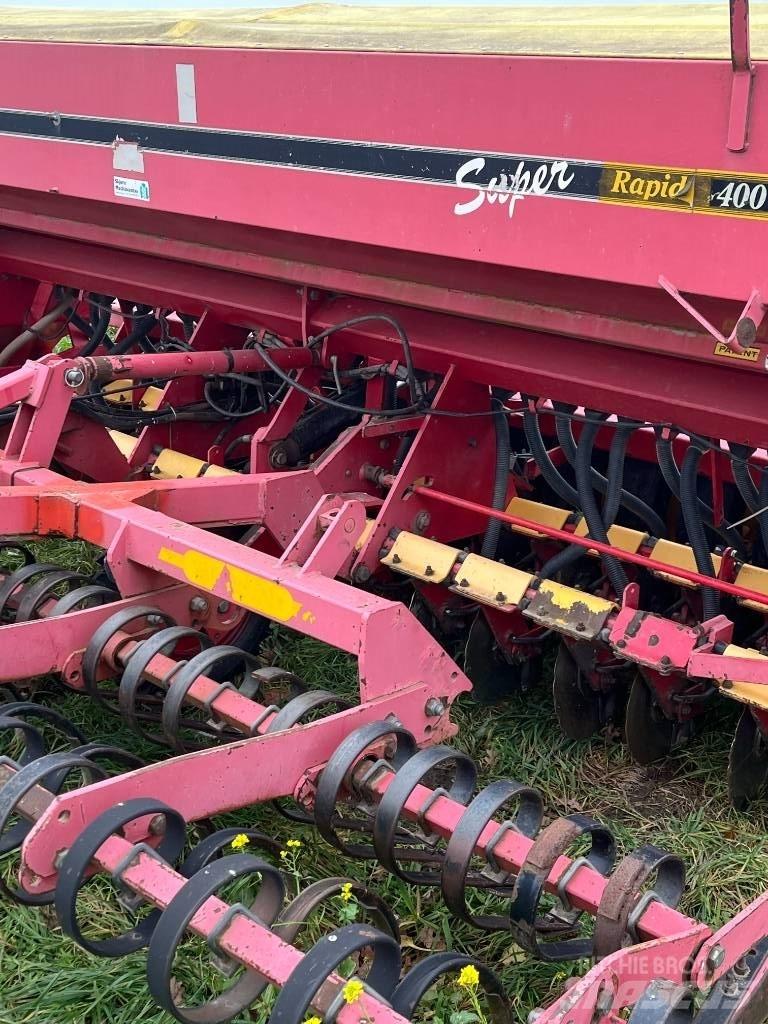 Väderstad Rapid400C Kombisåmaskiner