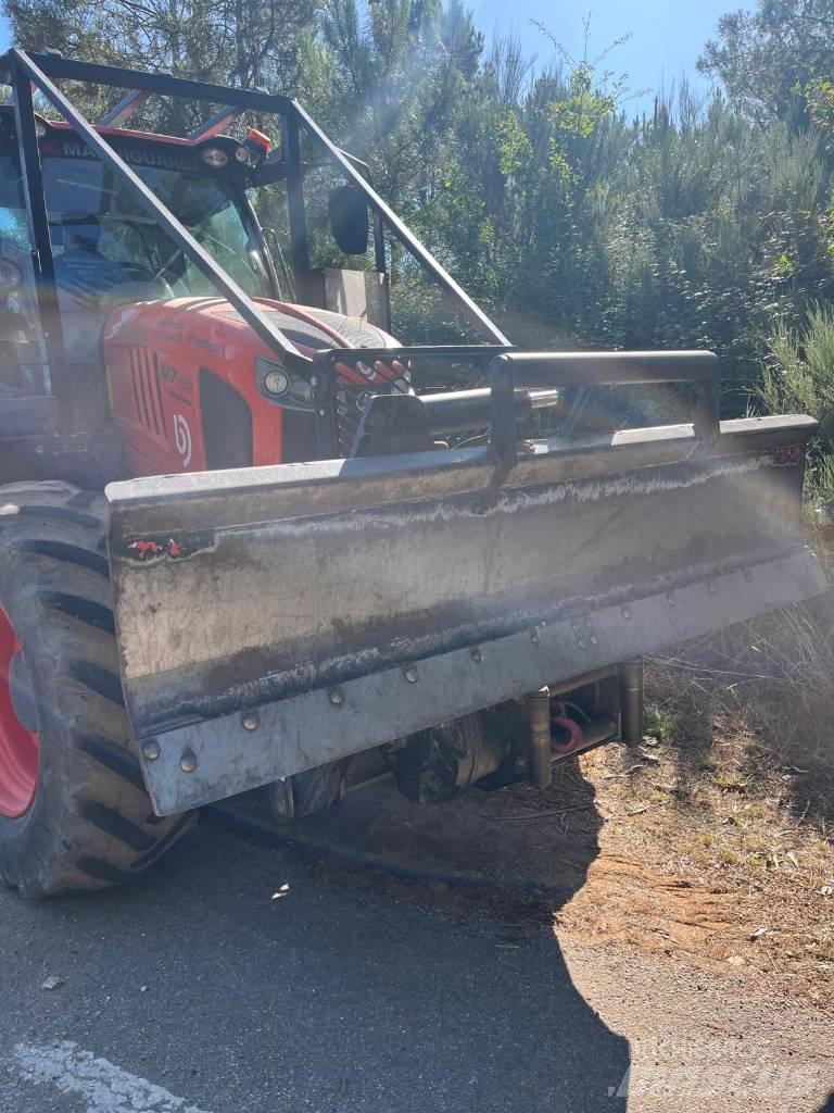 Kubota M 7153 Skogstraktorer